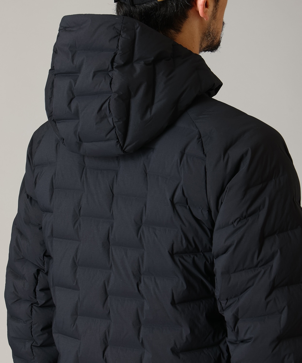 010Black
