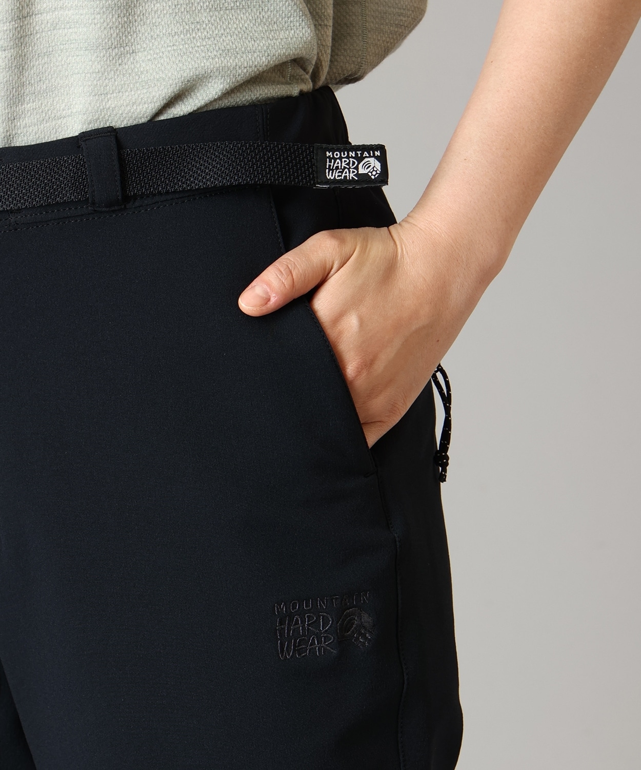 010Black