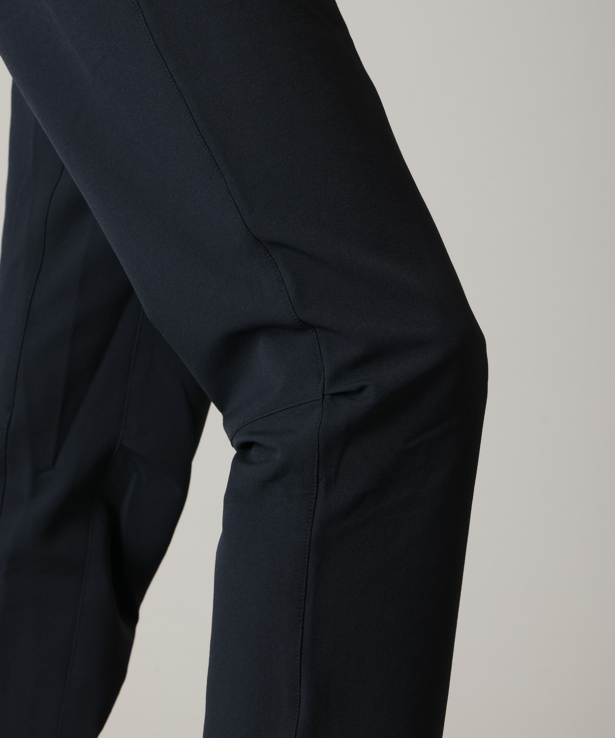 010Black