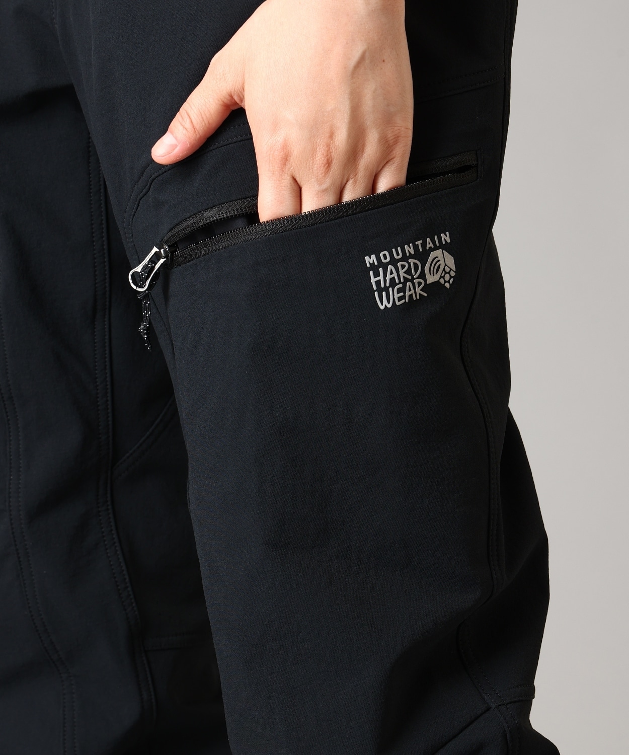 010Black