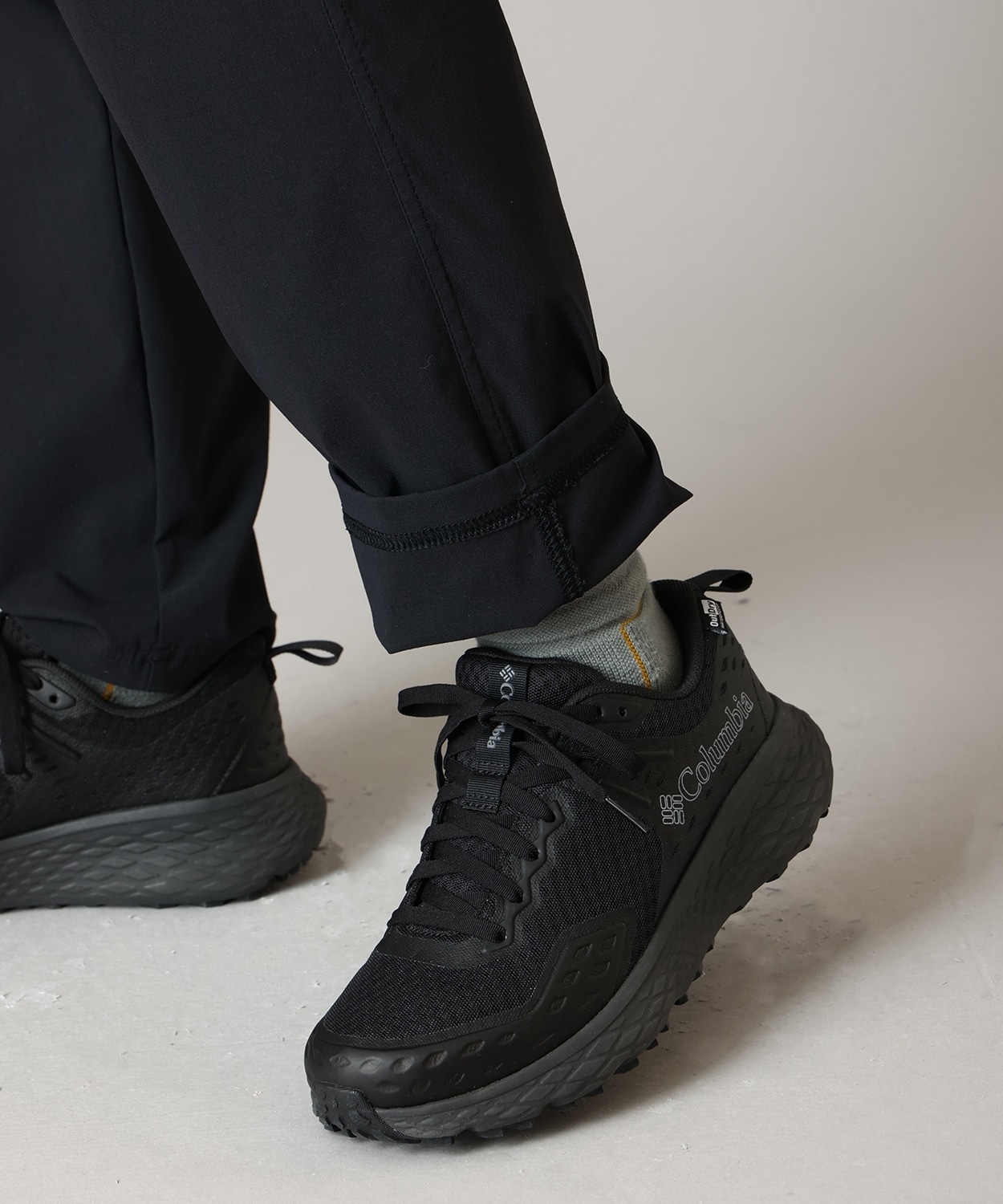 010Black