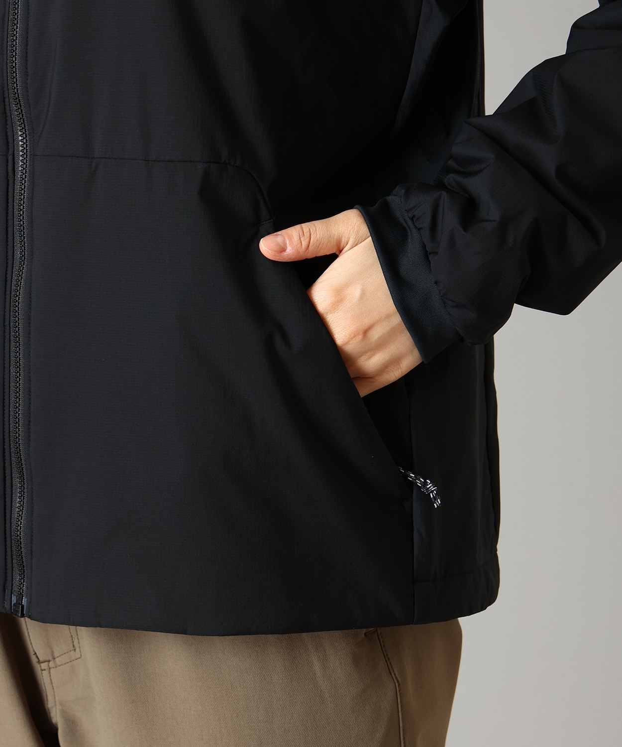 010Black