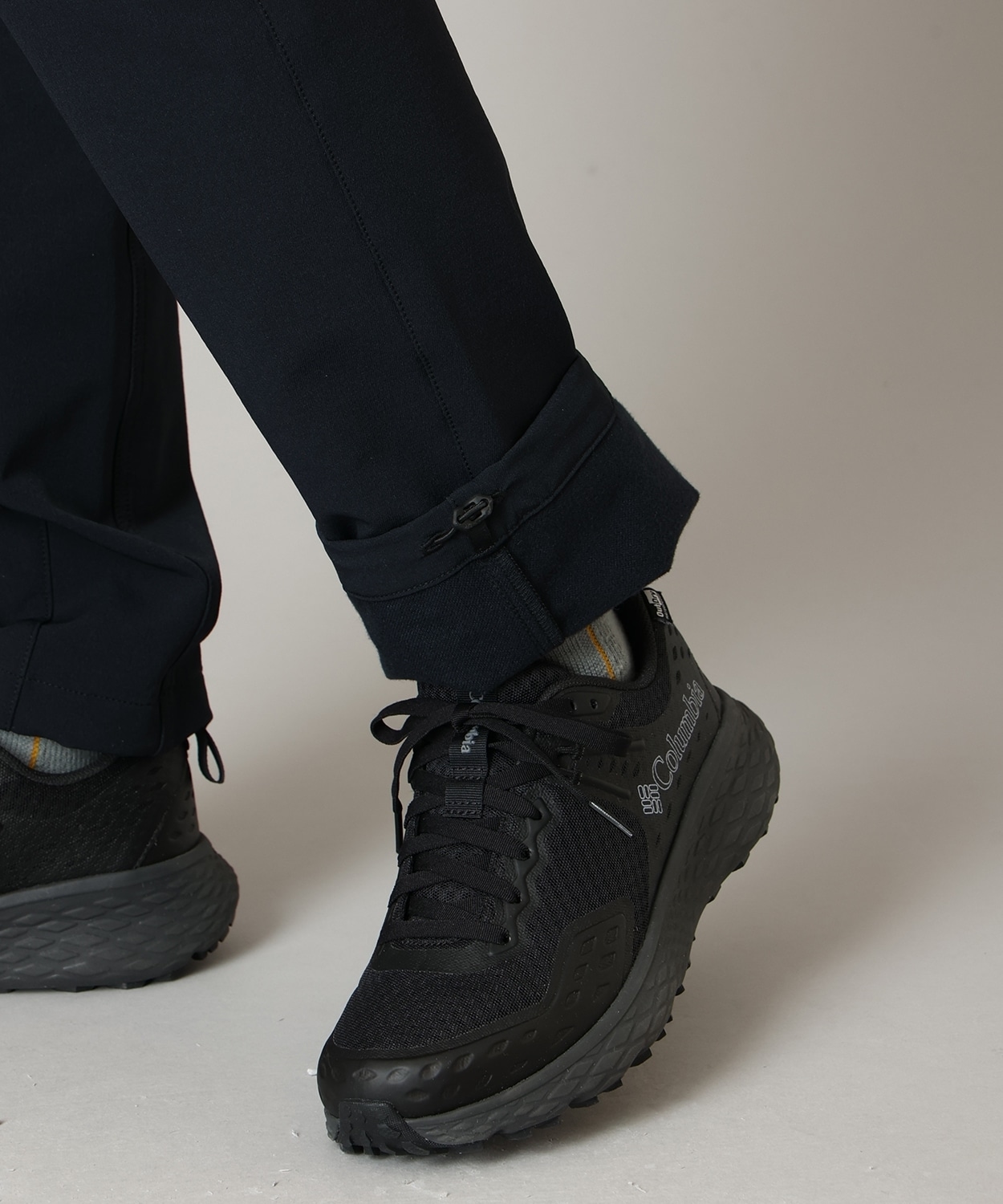 010Black