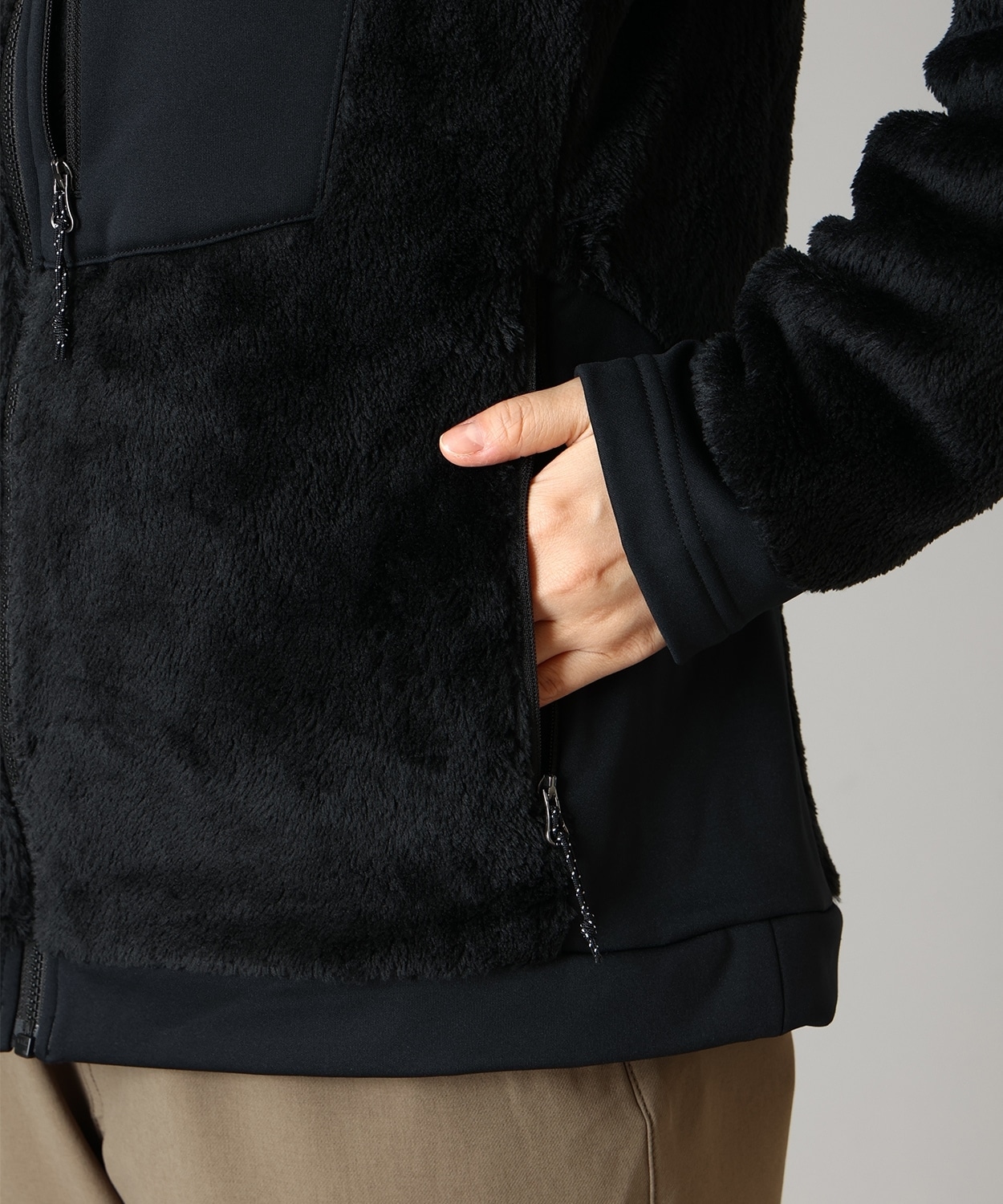 090Black