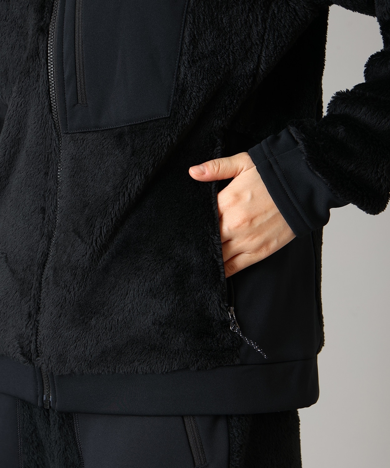 010Black