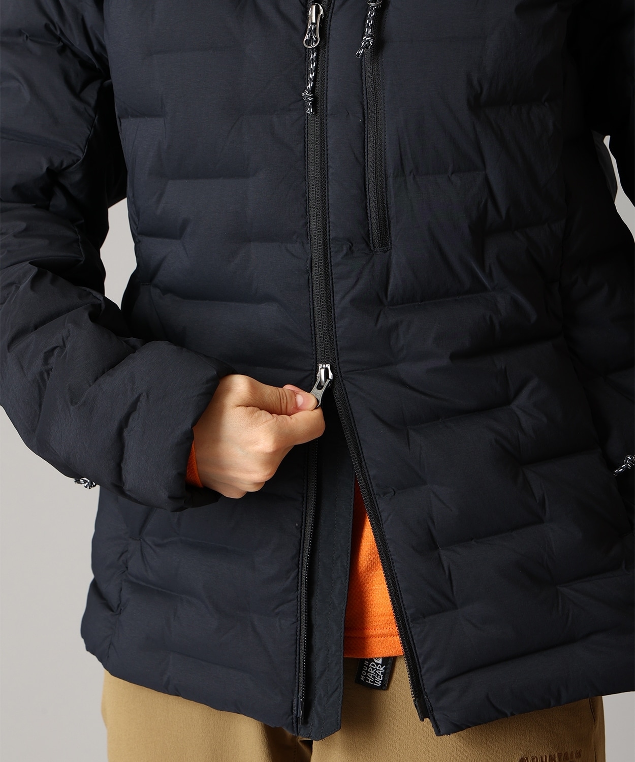 010Black