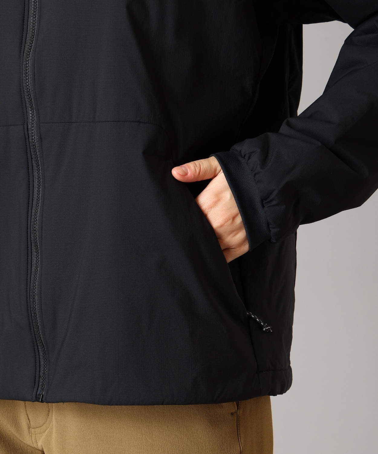 010Black