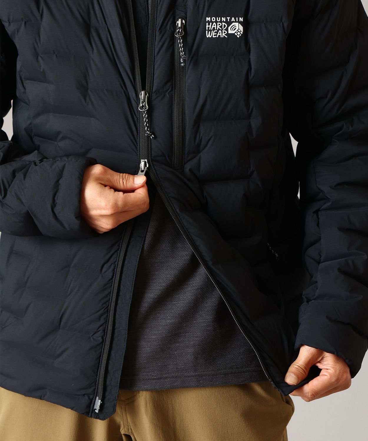 010Black