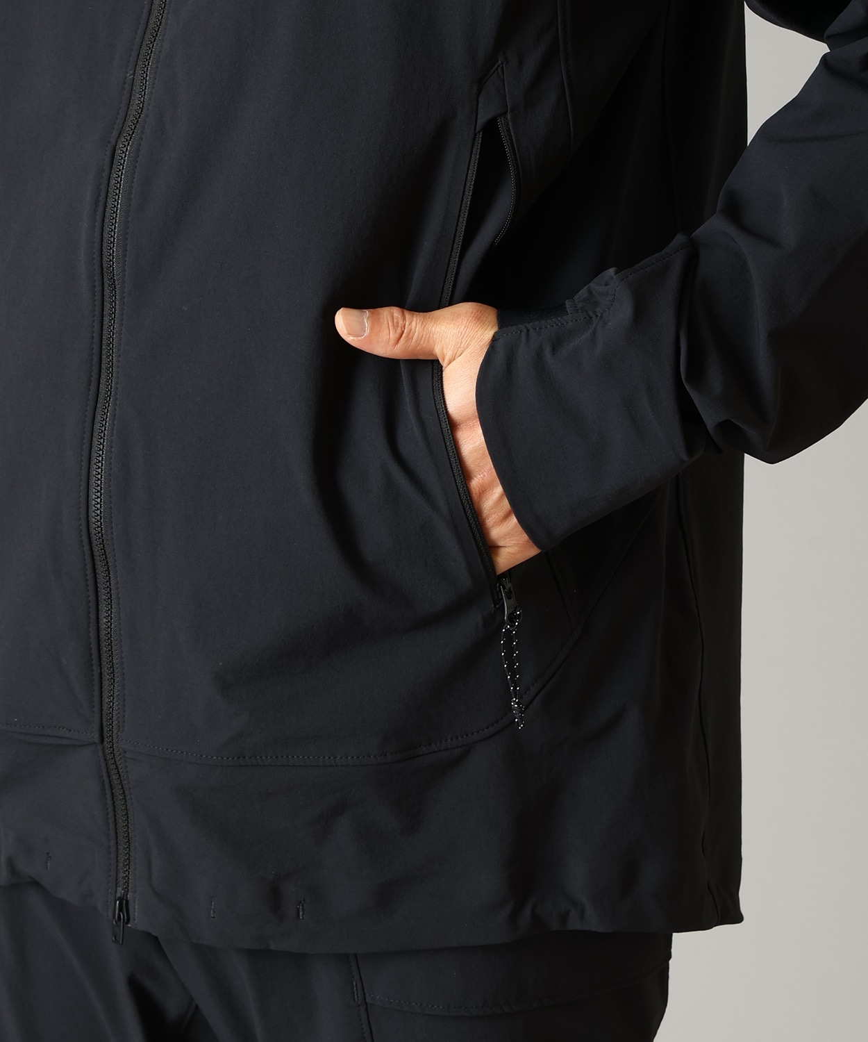 010Black
