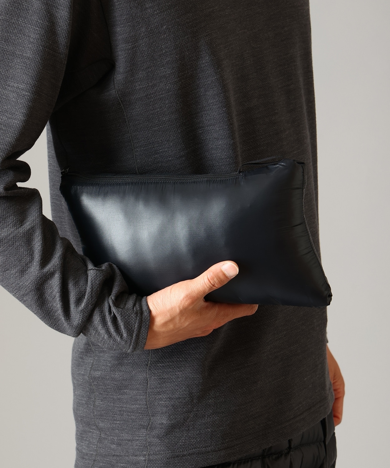 010Black