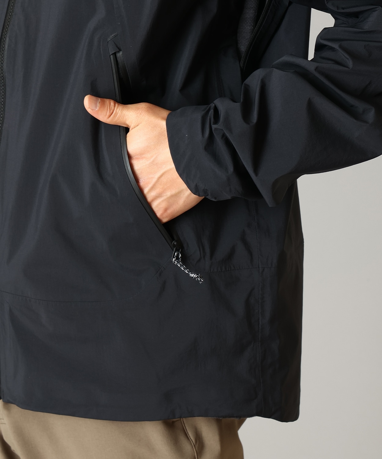 010Black