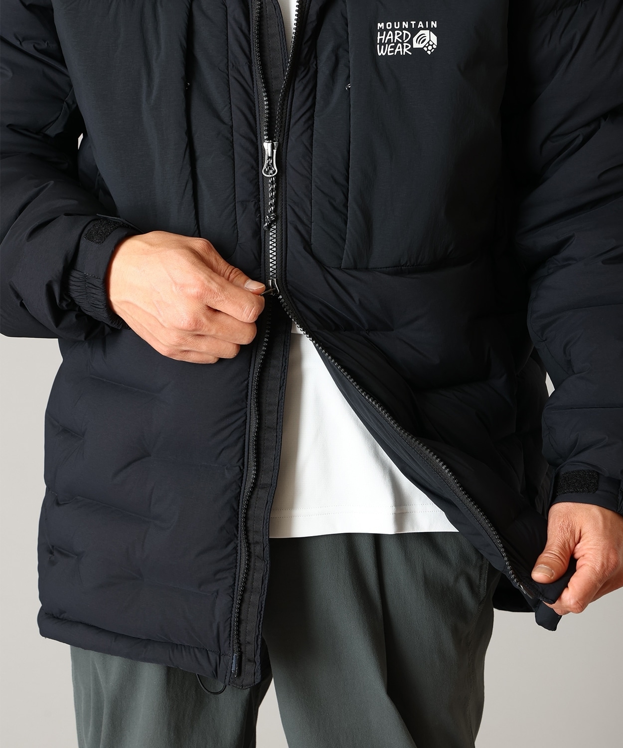 010Black