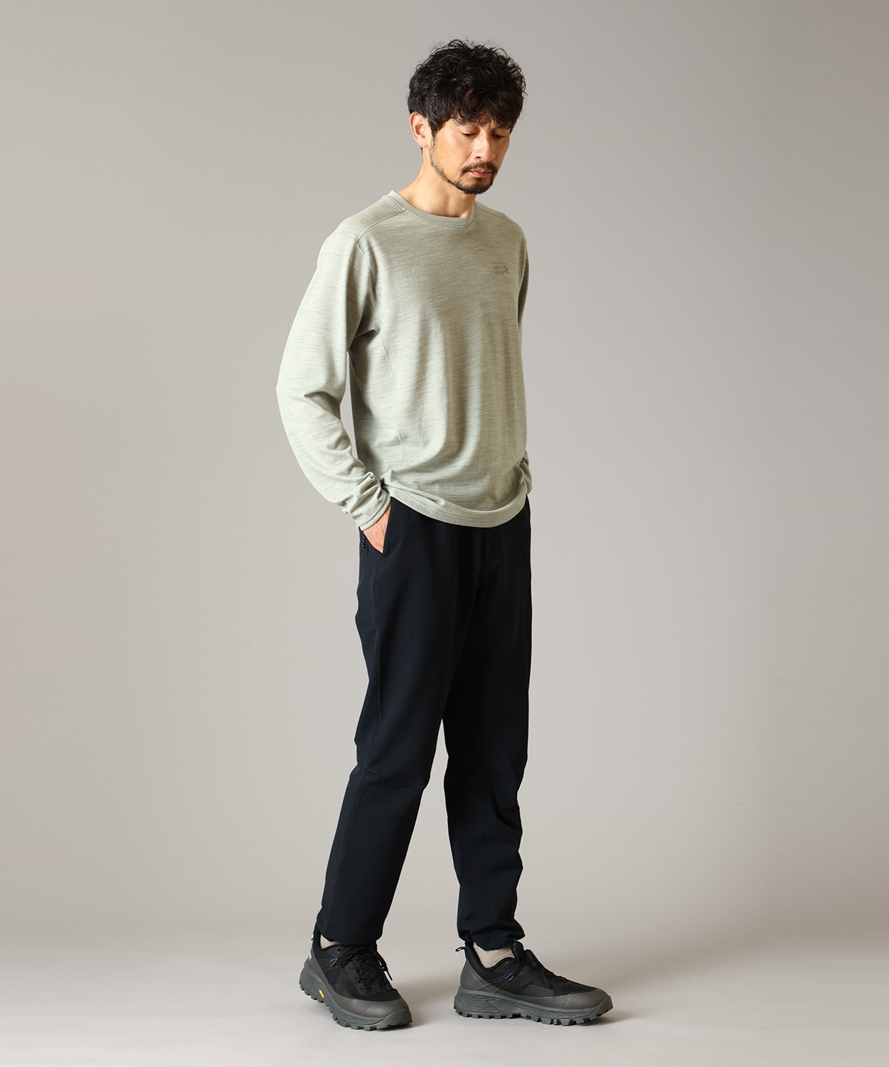 010Black