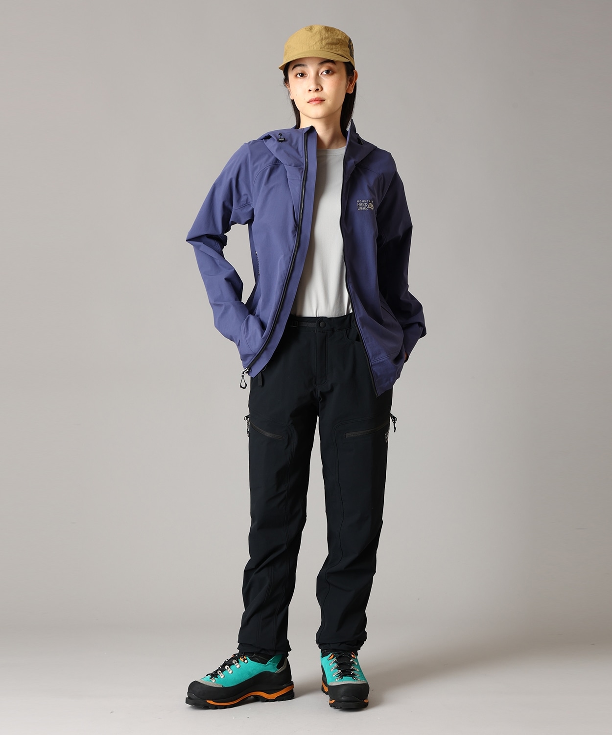 010Black