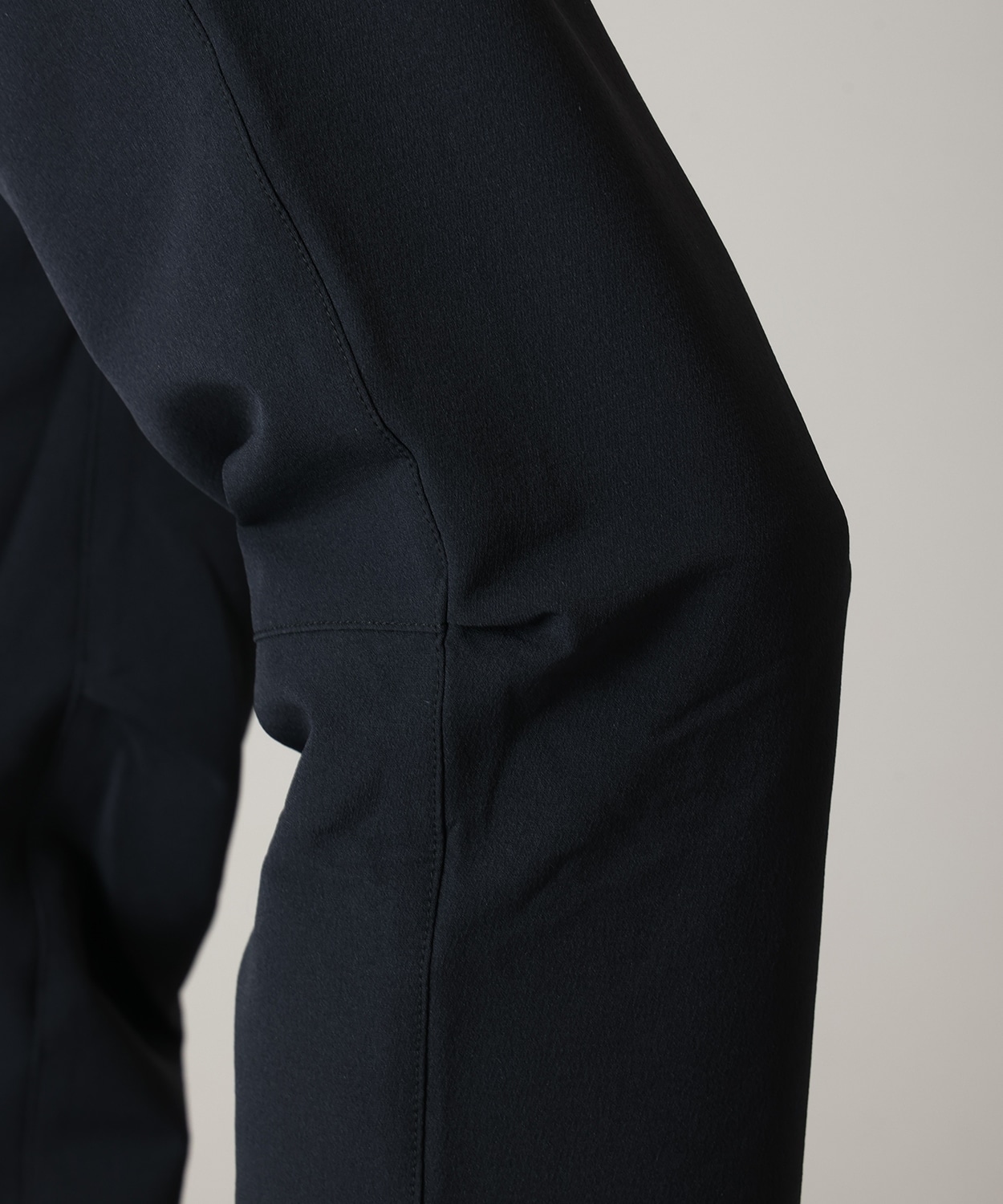 010Black
