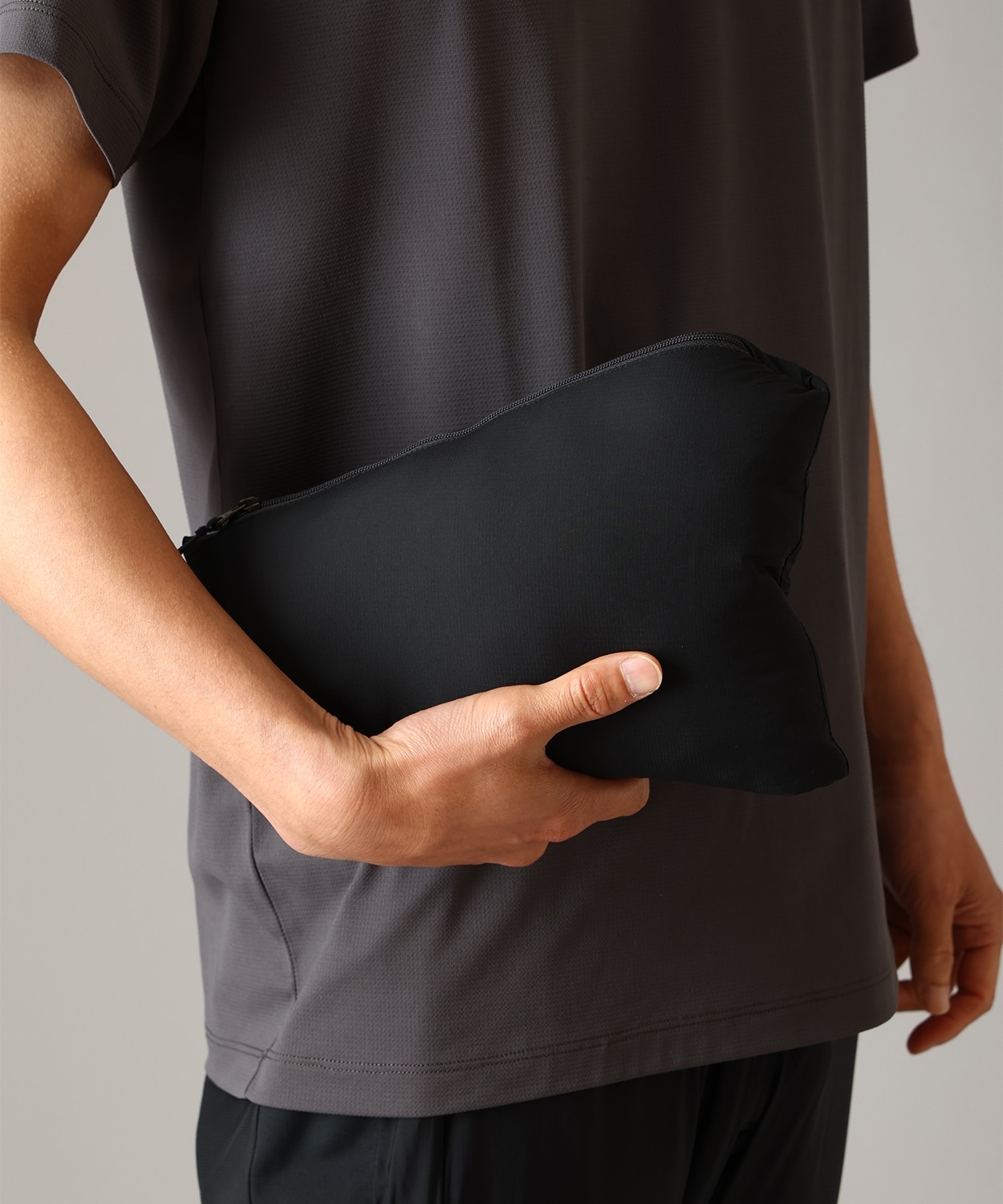 010Black