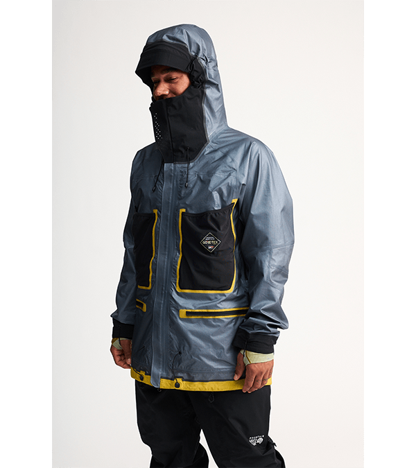 バックカントリーや雪山で違いを生むテクニカルなスノーウェア